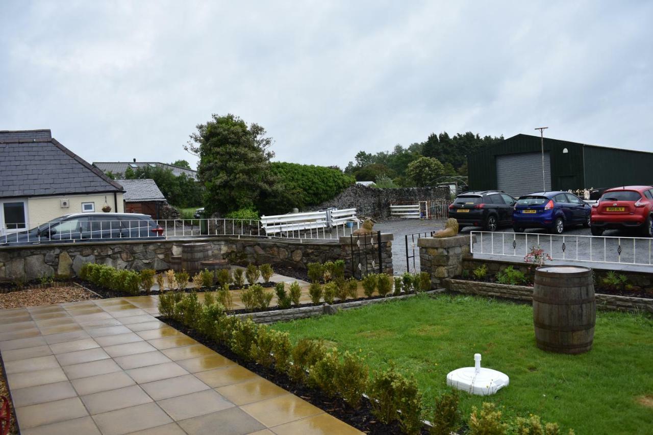 Bed & Breakfast Taldrwst 3*
